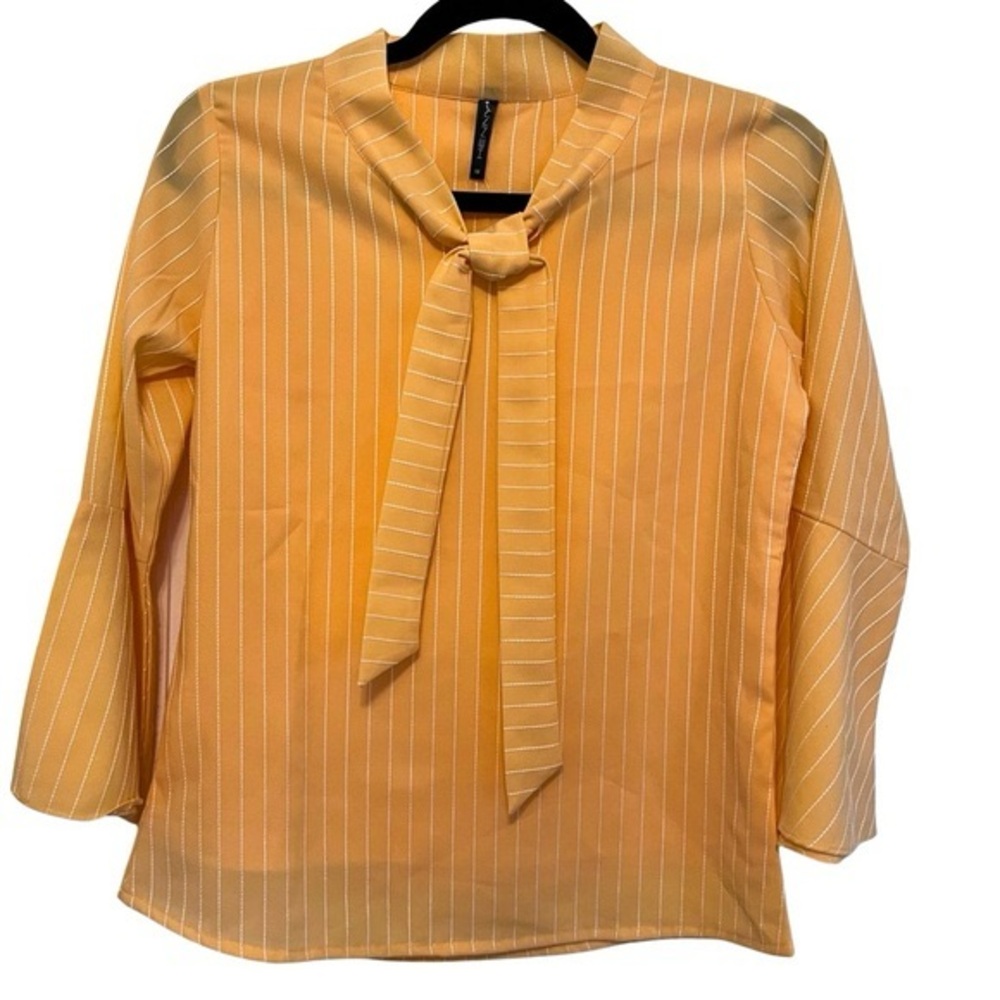 NWT  Peach Bell Sleeve Henny Blouse with Tie Front  Womens Medium - Picture 3 of 11